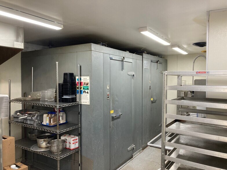 More Photos Of 1012 Main St, Beaver Bay Bar For Sale