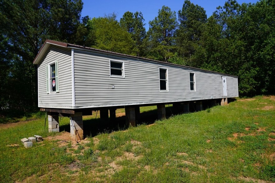 More Photos Of 106 Cool Springs Drive dr, Anderson Multifamily For Sale