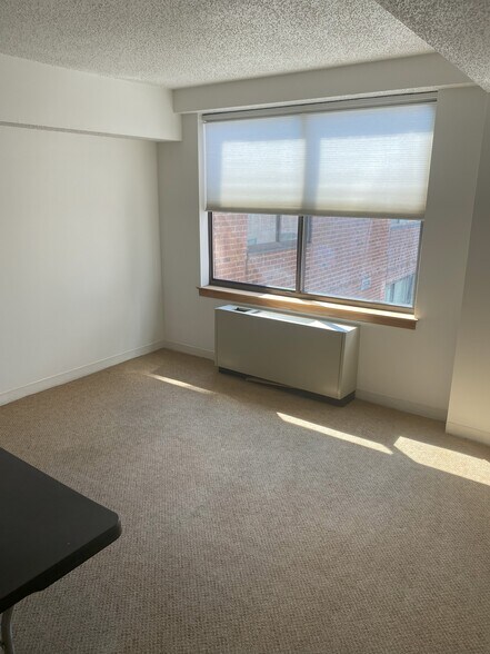 More Photos Of 3 Washington Cir NW, Washington Medical For Sale