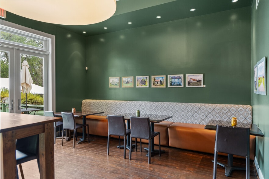 More Photos Of 675 Zachary Taylor Hwy, Flint Hill Hospitality For Sale