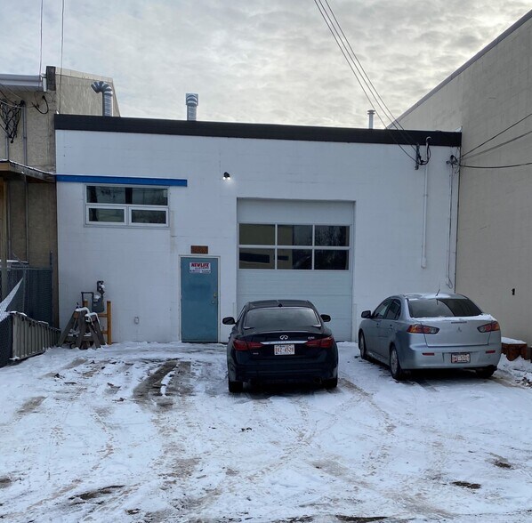More Photos Of 10012 79 Av NW, Edmonton Office For Sale