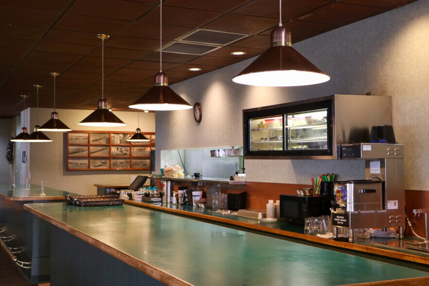 More Photos Of 710 S Columbia Ave, Connell Restaurant For Sale