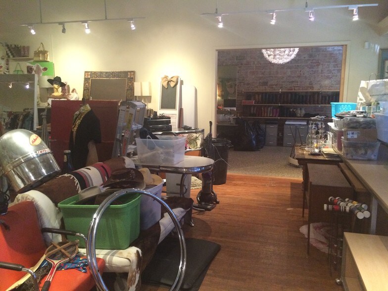 More Photos Of 1434-1436 N Van Ness Ave, Fresno Storefront For Sale