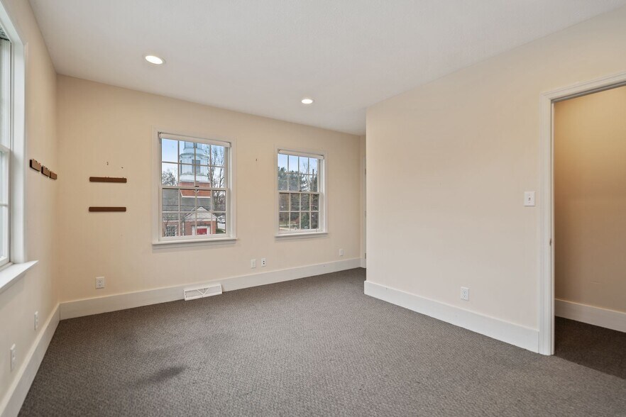 More Photos Of 396 4th St, Beaver Office Residential For Sale