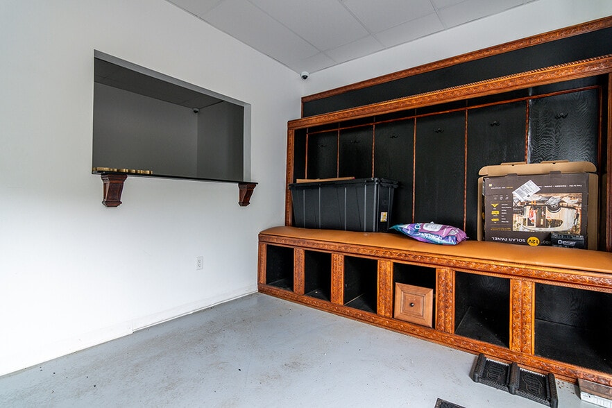 More Photos Of 49 Mechanic St, Hope Valley Manufacturing For Sale