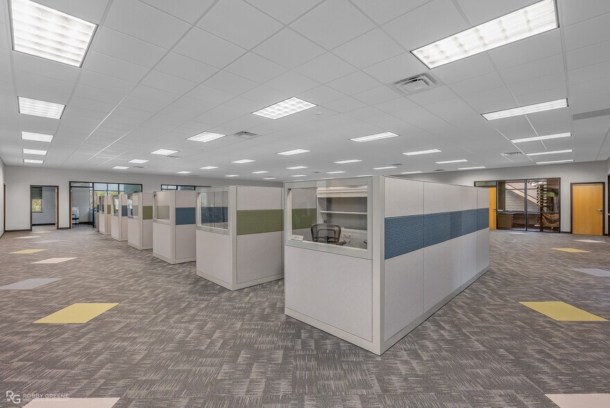 More Photos Of 10100 Woolworth Rd, Keithville Medical For Lease