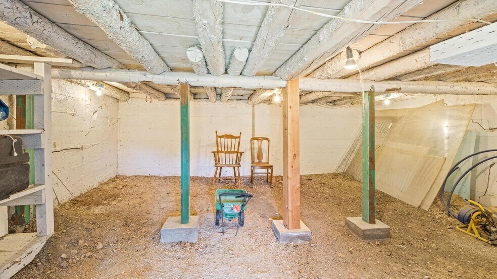 More Photos Of 295 N Main St, Glendale Hospitality For Sale