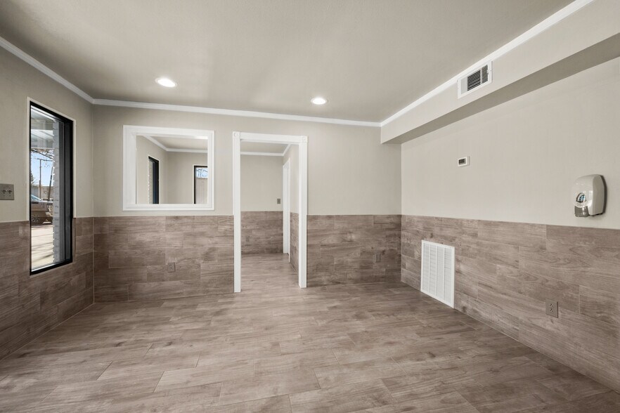 More Photos Of 407 S Home St, Corrigan Auto Dealership For Lease