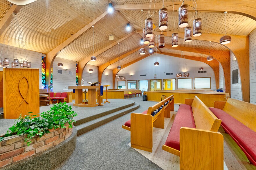 More Photos Of 4515 S 14th St, Abilene Religious Facility For Sale