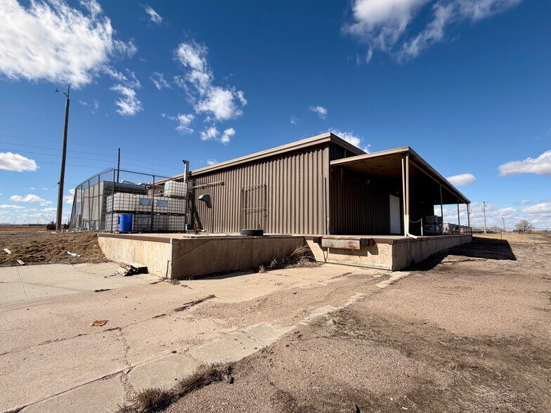 More Photos Of 4303 E 39th St, Kearney Warehouse For Sale