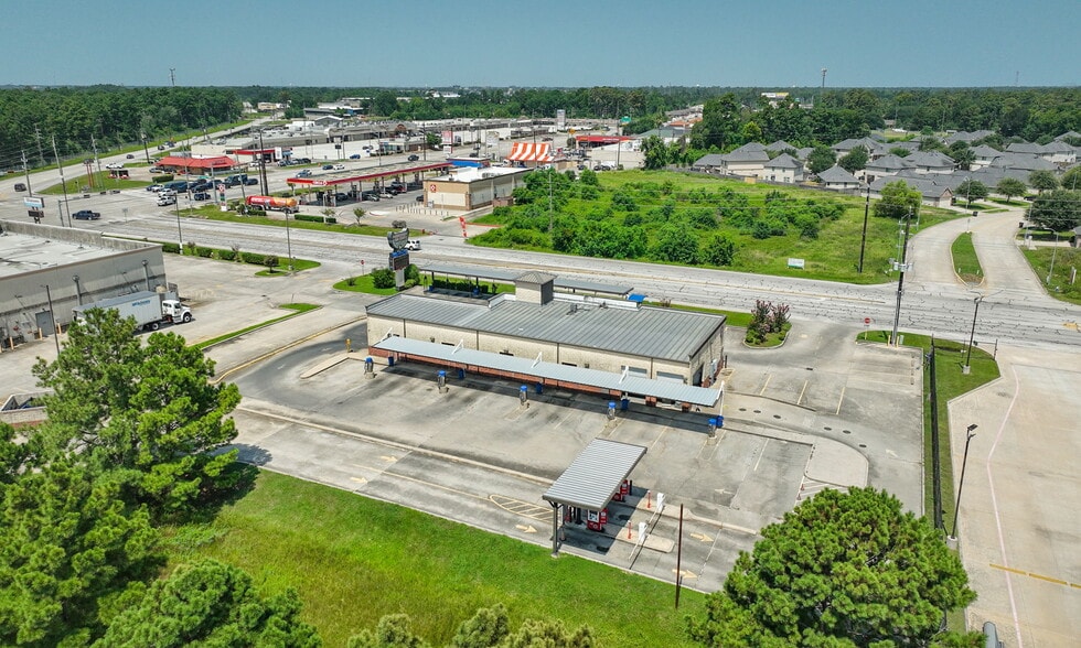 More Photos Of 2858 Treaschwig Rd, Houston Carwash For Sale