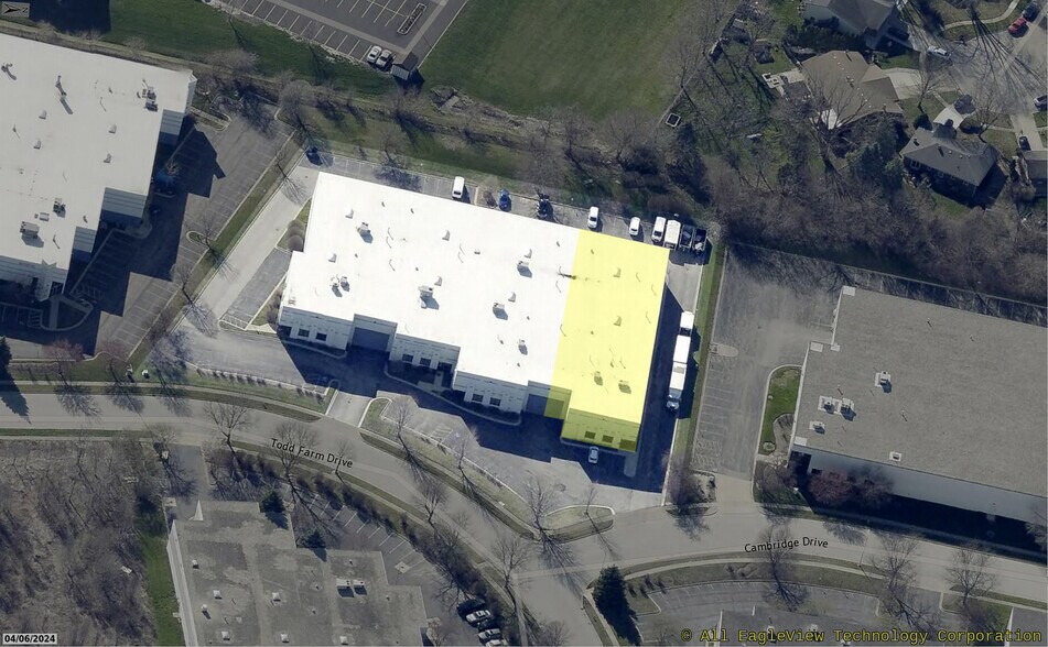 More Photos Of 1700-1730 Todd Farm Dr, Elgin Warehouse For Lease