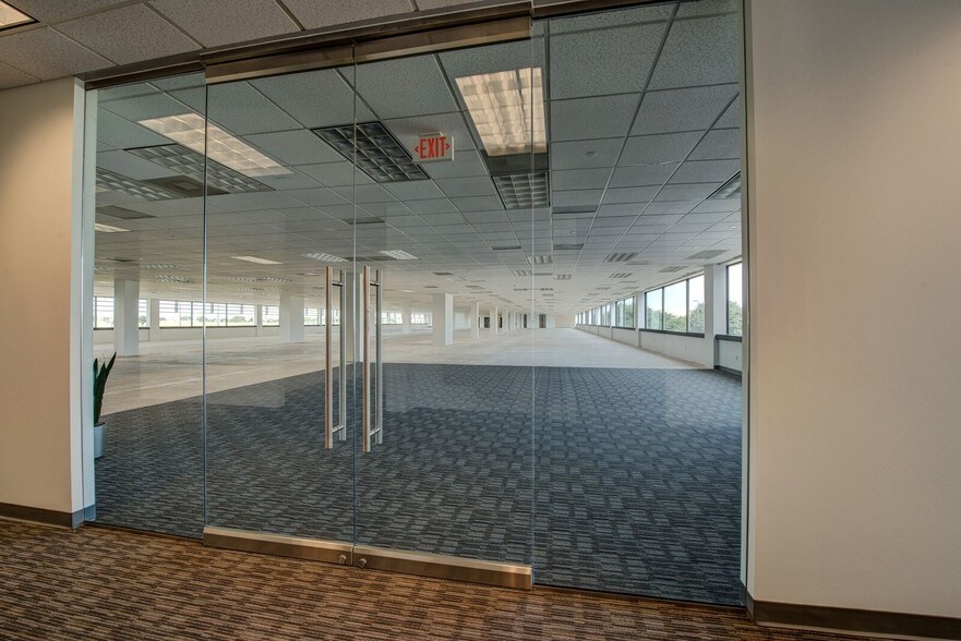 More Photos Of 3300 E Renner Rd, Richardson Office For Lease