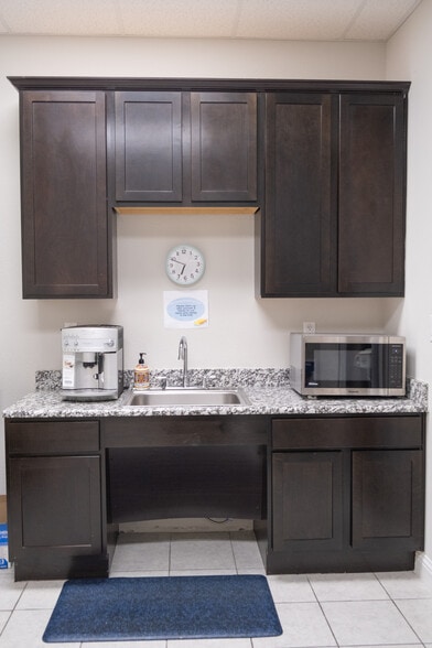 More Photos Of 3951 Alma Rd, McKinney Office For Lease
