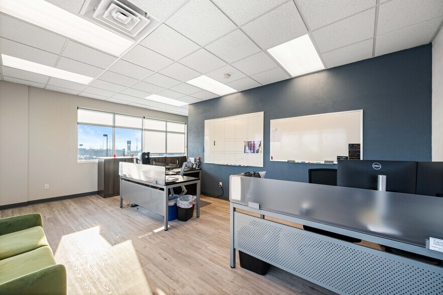 More Photos Of 2576 Yakima Valley Hwy, Sunnyside Office Residential For Sale