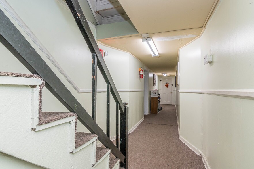 More Photos Of 291 S Lexington Ave, White Plains Apartments For Sale