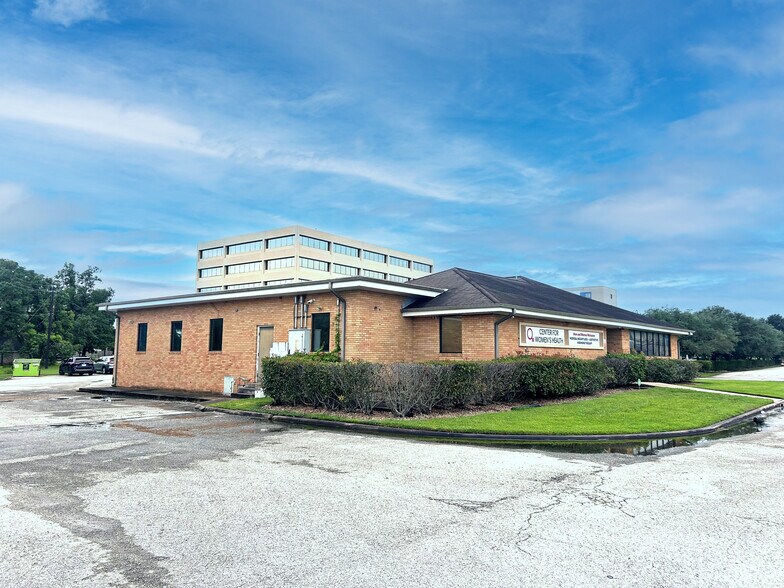 More Photos Of 1601 Liberty St, Richmond Medical For Lease