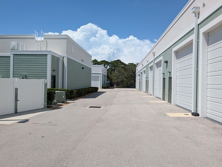 More Photos Of 27901 Bonita Breeze Way, Bonita Springs Flex For Sale