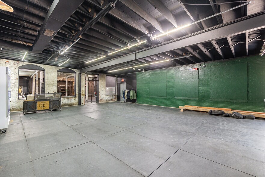 More Photos Of 77 Foundry Ave, Batavia Warehouse For Sale