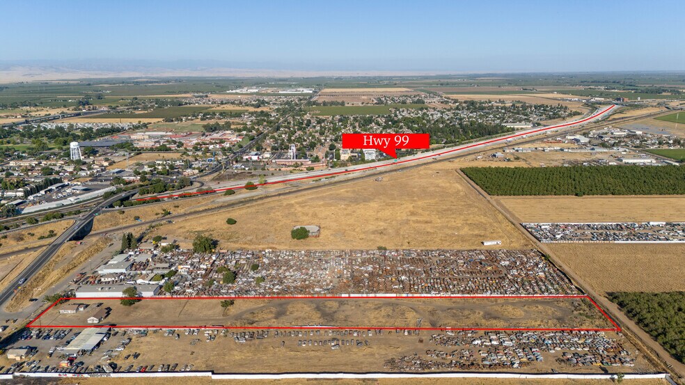 More Photos Of 1250 E Childs Ave, Merced Auto Salvage Facility For Sale