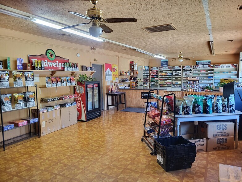 More Photos Of 8582 US Highway 29 N, Cusseta General Retail For Sale