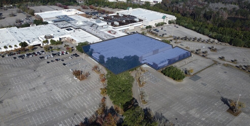 Primary Photo Of 1500 Apalachee Pky, Tallahassee Department Store For Lease
