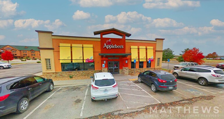 More Photos Of 500 W Business 36 Hwy, Chillicothe Restaurant For Sale