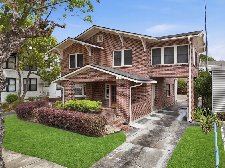 More Photos Of 626 W Alabama St, Houston Flex For Sale