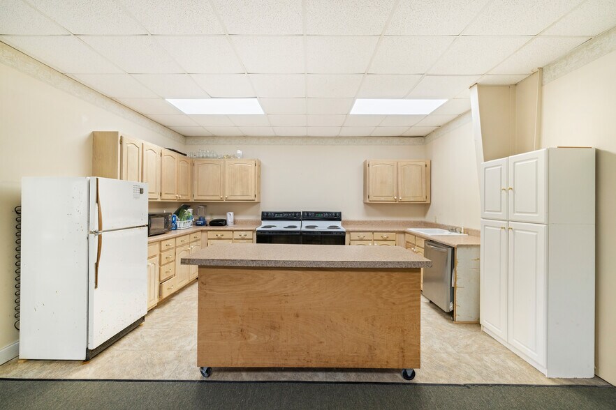 More Photos Of 60 Chat A While, Morganton Religious Facility For Sale