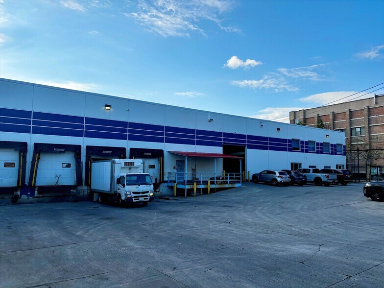 More Photos Of 340 N Sacramento Blvd, Chicago Refrigeration Cold Storage For Lease