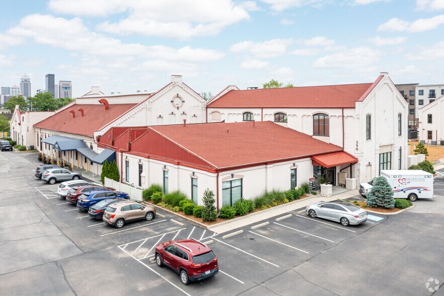 More Photos Of 350 Missouri Ave, Clarksville Office For Lease