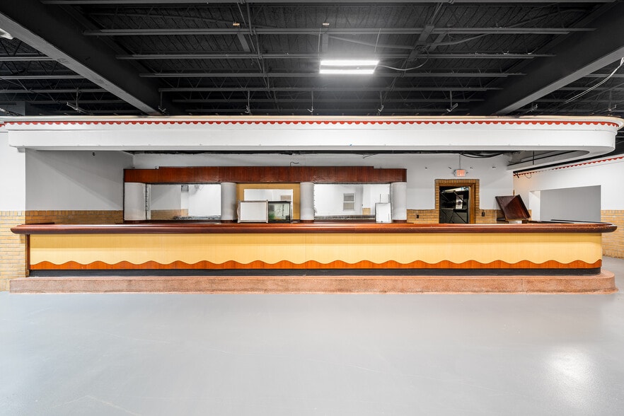 More Photos Of 379 Cherry St, Pottstown Flex For Lease