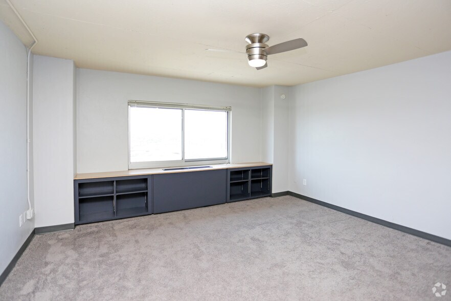 More Photos Of 320 N 22nd St, Omaha Apartments For Sale