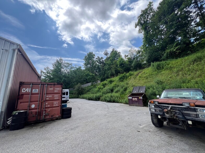 More Photos Of 185 Route 17 M, Harriman Auto Repair For Sale