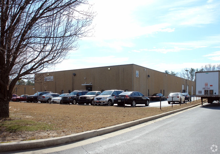 More Photos Of 452 Plaza Dr, Atlanta Warehouse For Lease