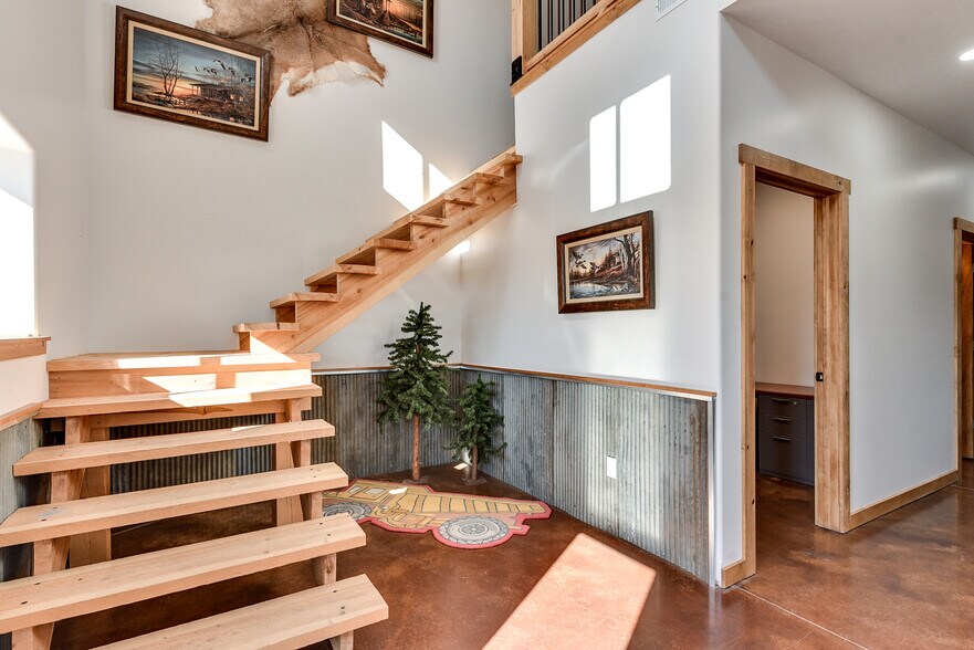 More Photos Of 1058 Sunburst Ln, Mead Warehouse For Sale