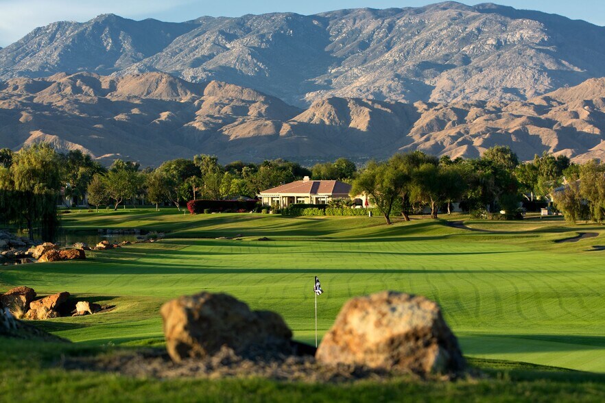 Primary Photo Of 70705 Ramon Rd, Rancho Mirage Golf Course Driving Range For Sale