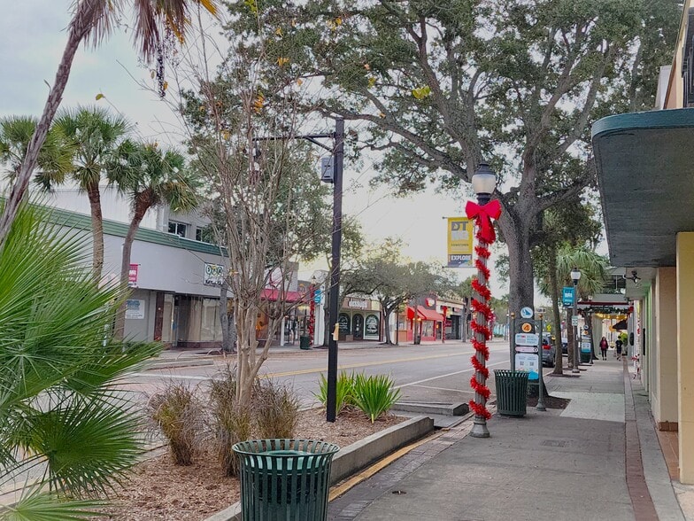 More Photos Of 847-849 E New Haven Ave, Melbourne Storefront For Lease