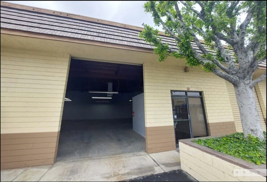 More Photos Of 12455 Branford St, Pacoima Warehouse For Sale