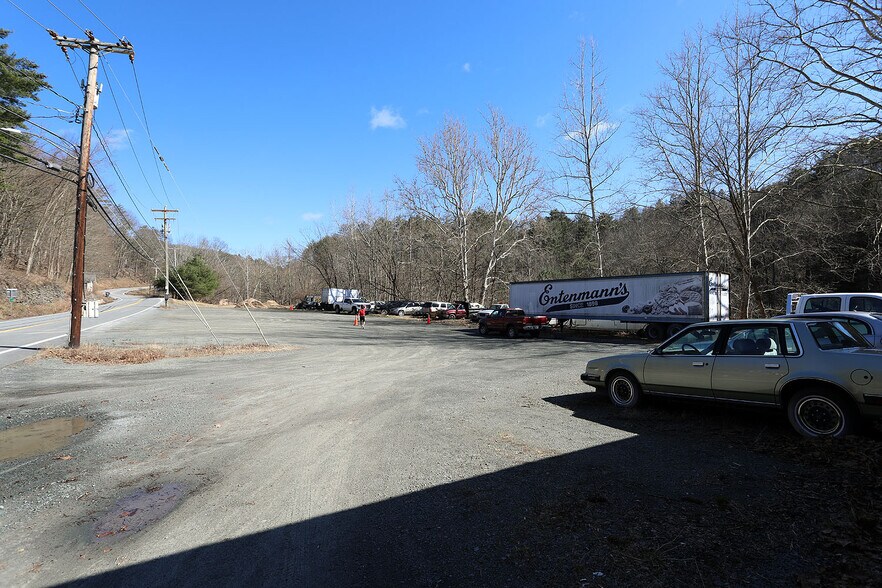 More Photos Of 4587 State Route 17b, Callicoon Auto Dealership For Sale