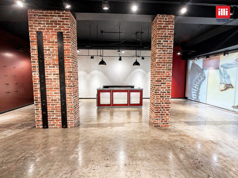 More Photos Of 12196-12200 Ventura Blvd, Studio City Storefront Retail Office For Lease
