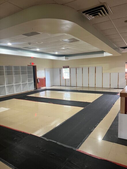 More Photos Of 414 Village Rd NE, Leland Restaurant For Sale