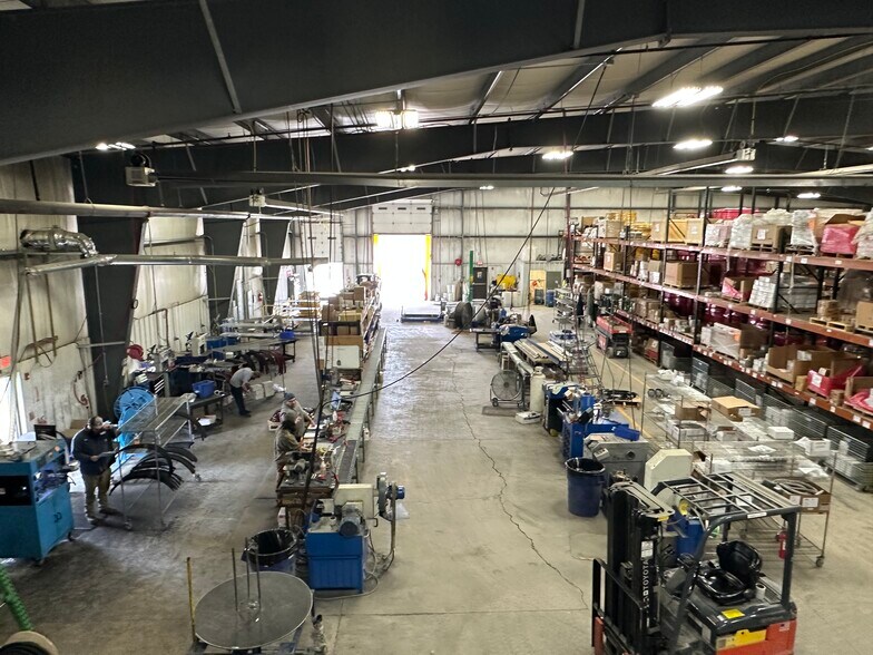More Photos Of 112 Corporate Dr, Morgantown Warehouse For Sale