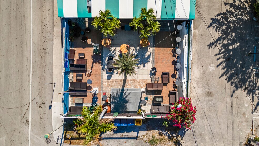 More Photos Of 502-504 Lucerne Ave, Lake Worth Restaurant For Lease