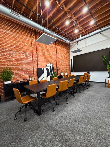 More Photos Of 1660 17th St, Denver Office Residential For Sale