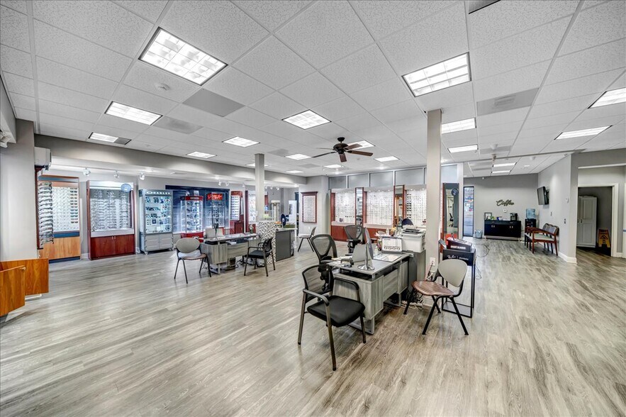 More Photos Of 3801 Northside Dr, Macon-Bibb Medical For Sale