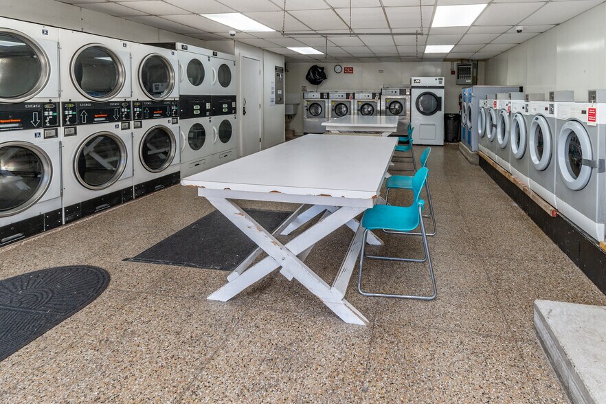 More Photos Of 99 S Main St, Lambertville Storefront For Sale