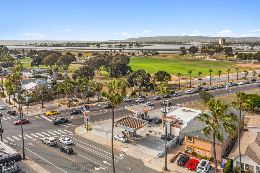 More Photos Of 2305 Sunset Cliffs Blvd, San Diego Freestanding For Sale