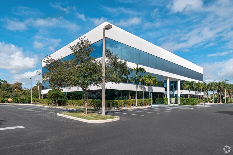 Primary Photo Of 1000 NW 65th St, Fort Lauderdale Office For Lease