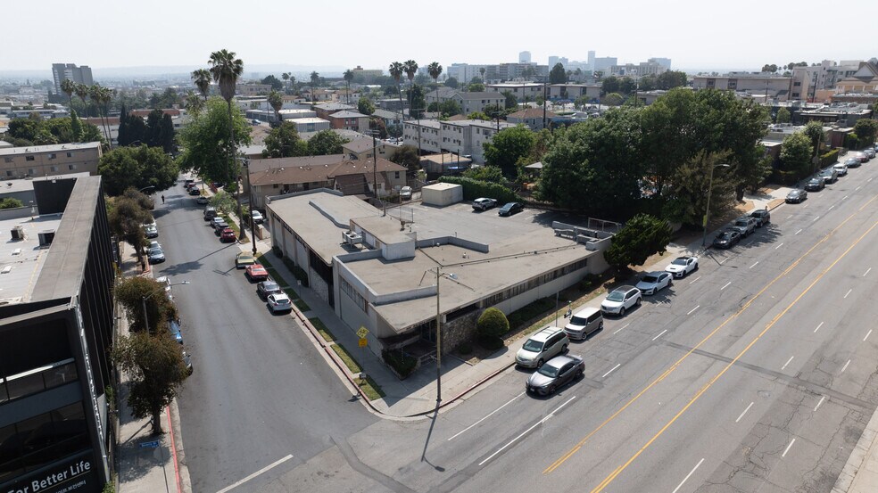 More Photos Of 1626 Beverly Blvd, Los Angeles Office For Sale